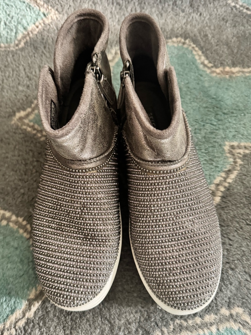 Skechers Street Women’s Metallic Gray Ankle Booties Crystal Detail 10 Zip VGUC